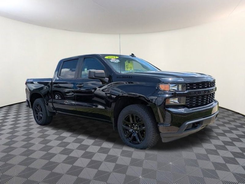 Certified 2021 Chevrolet Silverado 1500 Custom w/ LPO, Blackout Package image 1