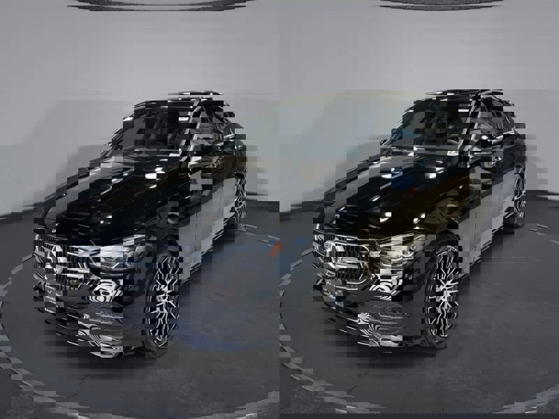 Certified 2025 Mercedes-Benz C 300 4MATIC Sedan image 1