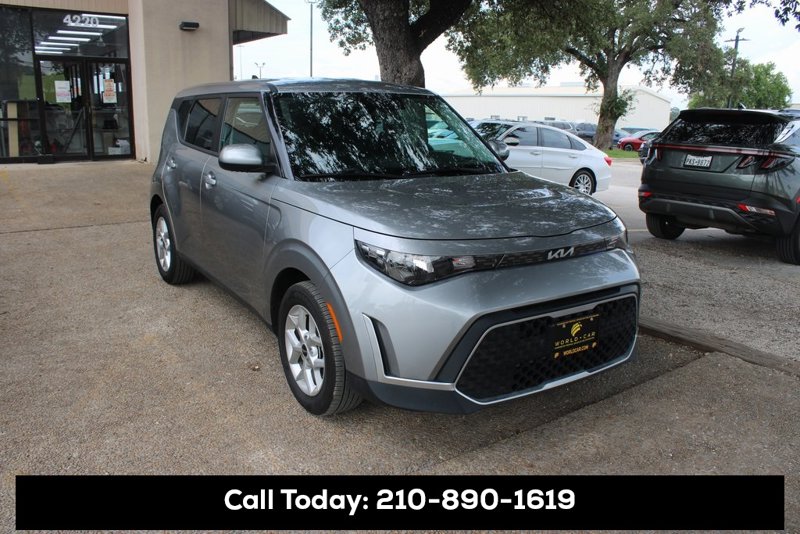 Certified 2024 Kia Soul LX w/ Option Group 015 image 1
