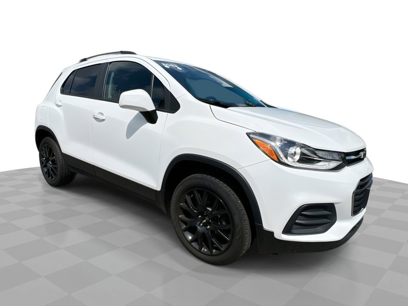 Certified 2022 Chevrolet Trax LT w/ Sport Edition image 1