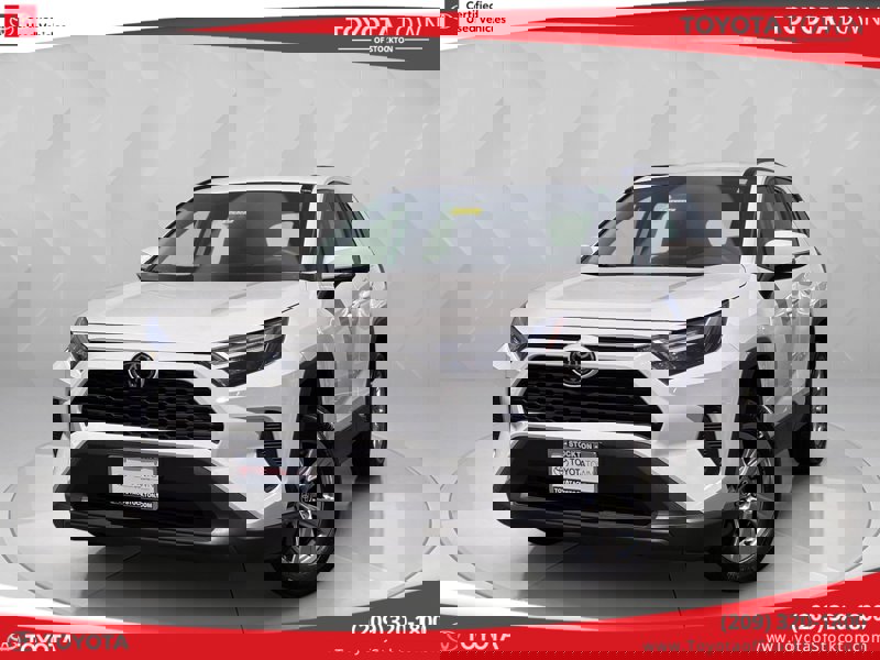 Certified 2024 Toyota RAV4 XLE image 1