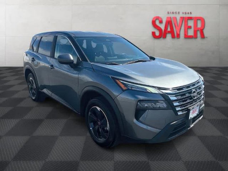 Certified 2024 Nissan Rogue SV image 1