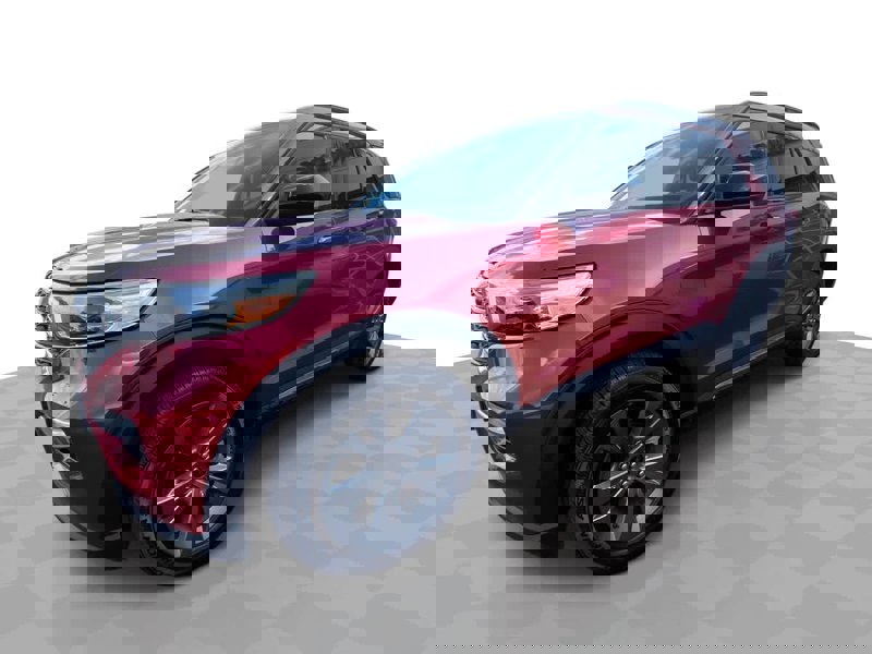 Used 2022 Ford Explorer XLT w/ Equipment Group 202A image 1