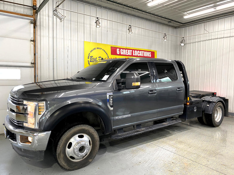 Used 2019 Ford F350 Lariat w/ Lariat Value Package image 1