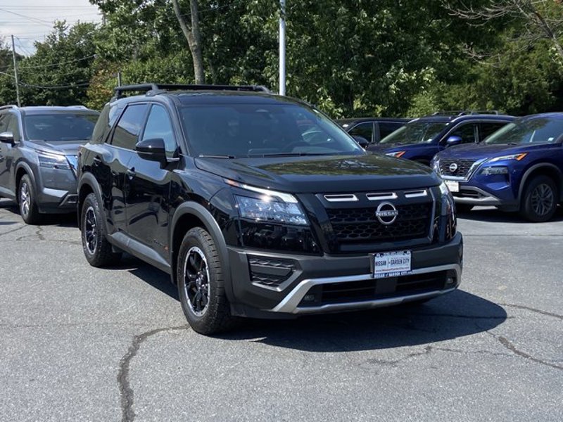 Certified 2024 Nissan Pathfinder Rock Creek image 1