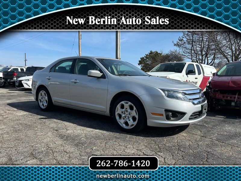 Used 2010 Ford Fusion SE image 1