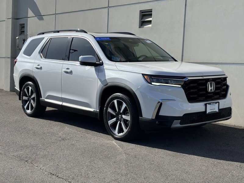 Certified 2023 Honda Pilot Elite image 1