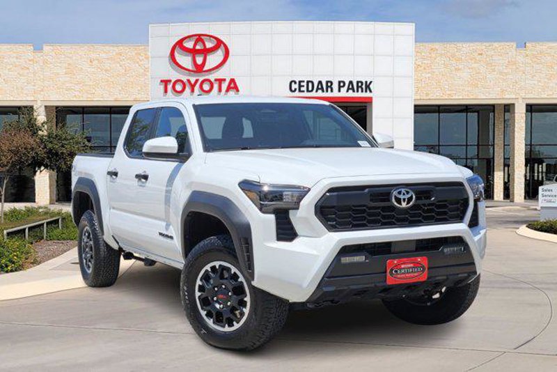 Certified 2025 Toyota Tacoma TRD Off-Road image 1
