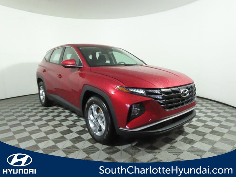 Certified 2024 Hyundai Tucson SE image 1