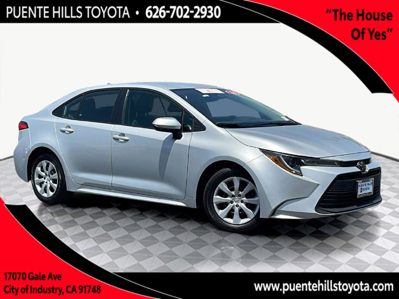 Certified 2024 Toyota Corolla LE image 1
