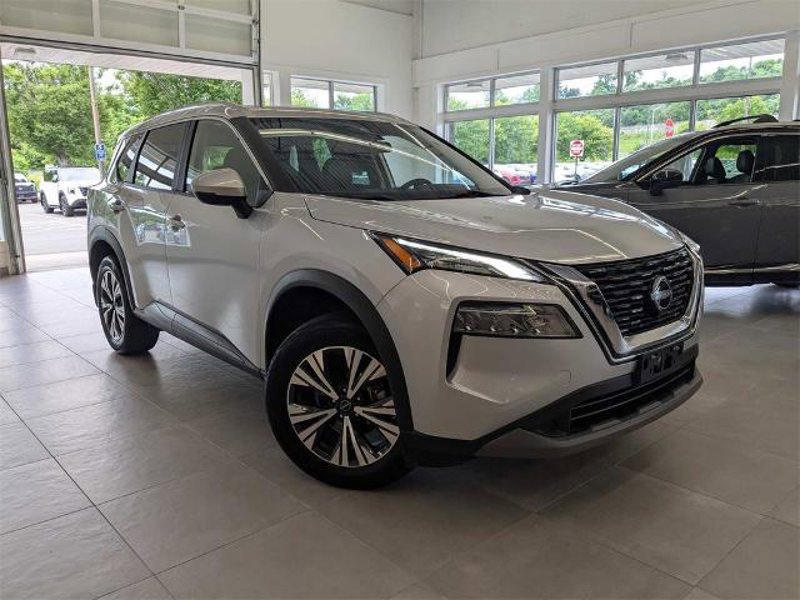 Certified 2023 Nissan Rogue SV image 1