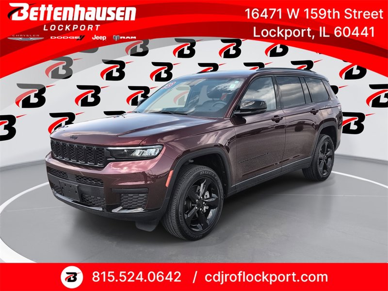 Certified 2023 Jeep Grand Cherokee L Laredo image 1