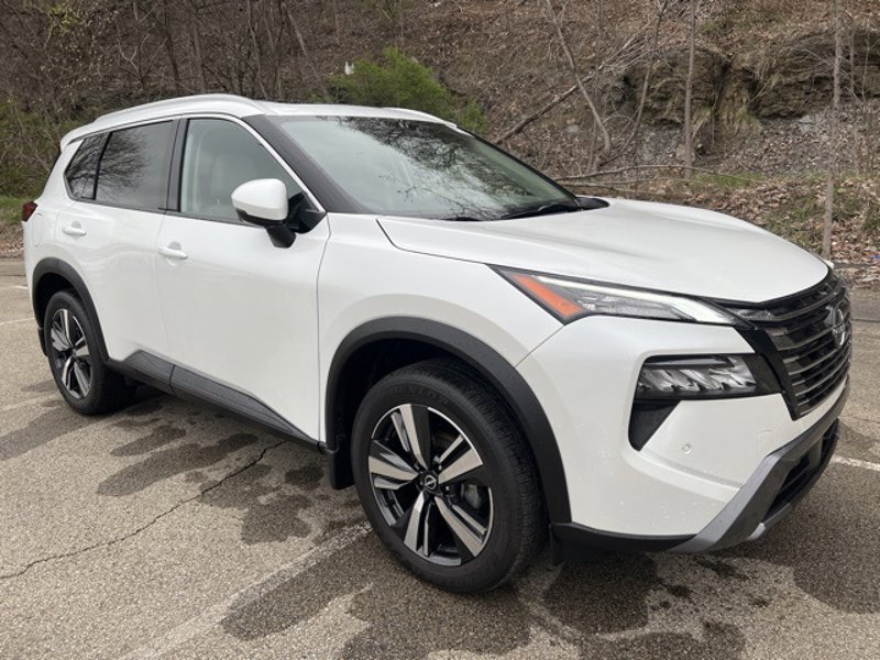 Certified 2024 Nissan Rogue SL w/ SL Premium Package image 1