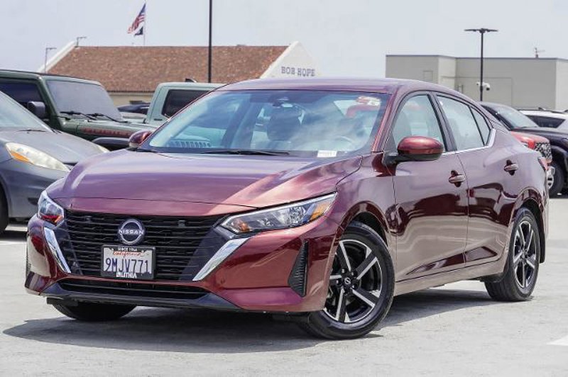 Certified 2024 Nissan Sentra SV image 1