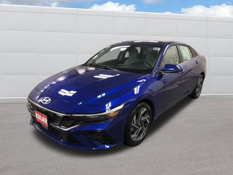Certified 2025 Hyundai Elantra Limited image 1