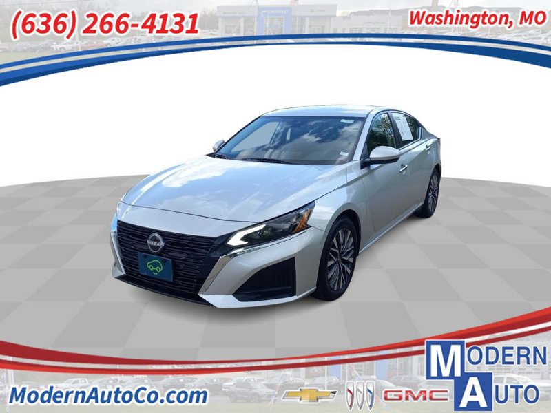 Used 2023 Nissan Altima 2.5 SV image 1