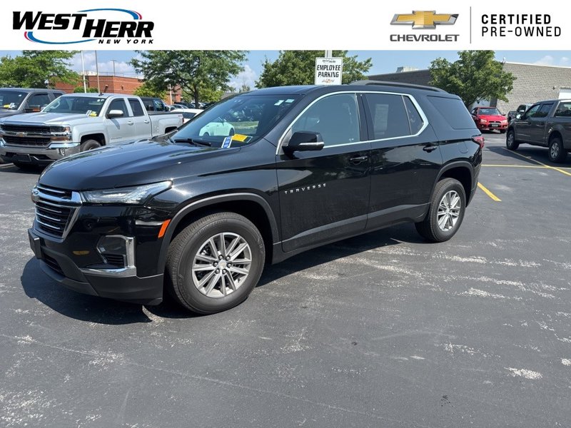 Certified 2023 Chevrolet Traverse LT image 1