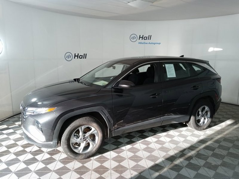 Certified 2023 Hyundai Tucson SE image 1