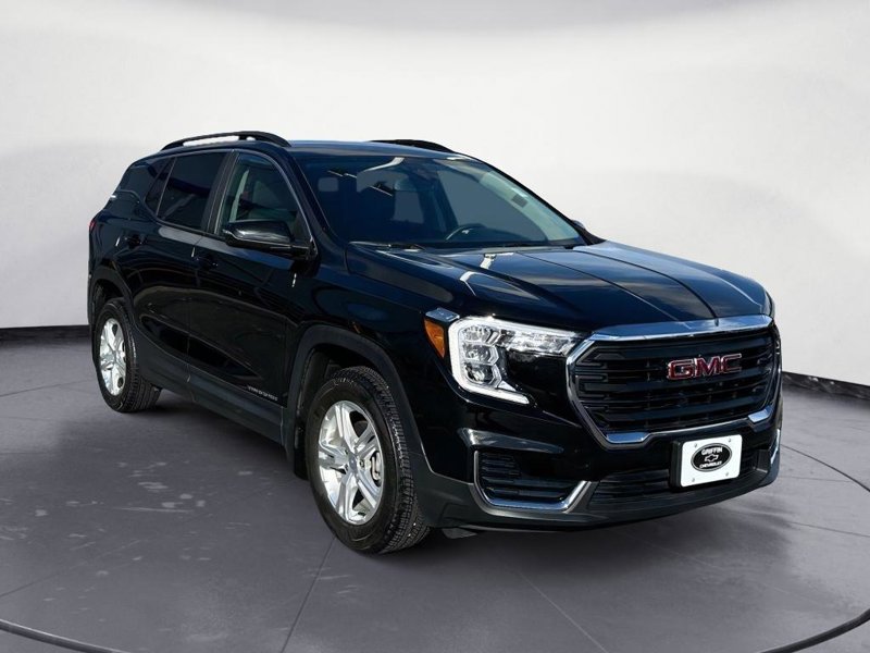 Certified 2022 GMC Terrain SLE w/ Driver Convenience Package image 1