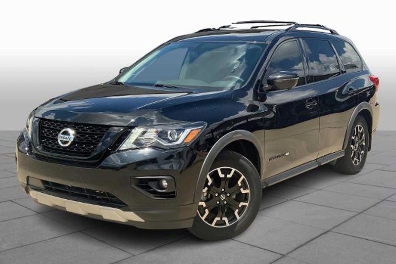 Certified 2020 Nissan Pathfinder SL image 1
