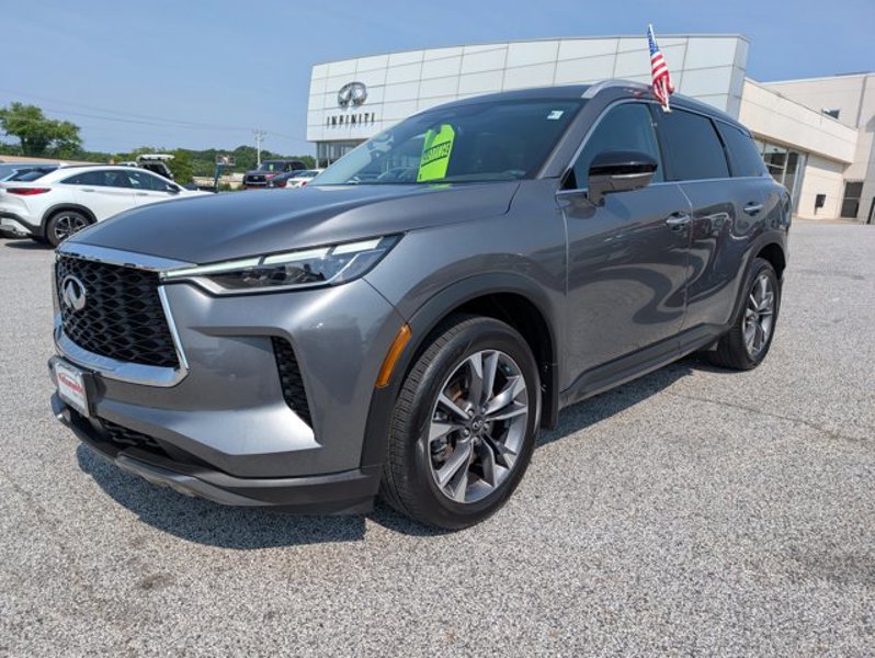 Certified 2022 INFINITI QX60 Luxe w/ Cargo Package image 1