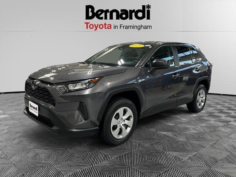Certified 2022 Toyota RAV4 LE image 1