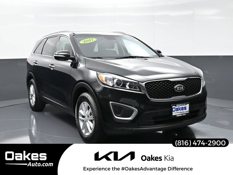 Certified 2017 Kia Sorento LX w/ LX Convenience Package image 1