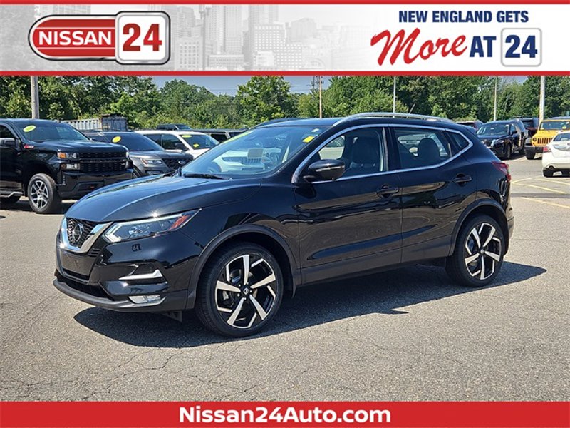 Certified 2022 Nissan Rogue Sport SL w/ Premium Package image 1