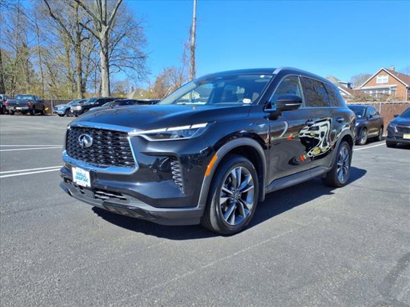 Certified 2023 INFINITI QX60 Luxe w/ Cargo Package image 1