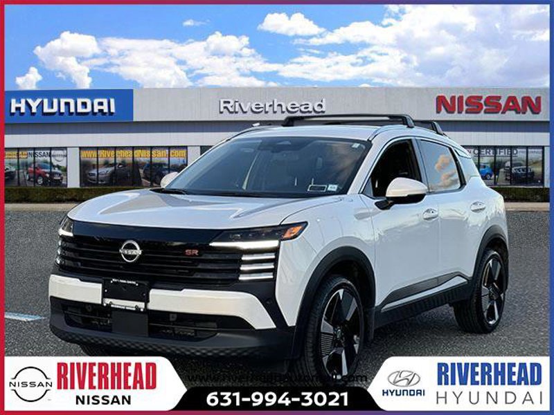 Certified 2025 Nissan Kicks SR w/ Illumination Package image 1