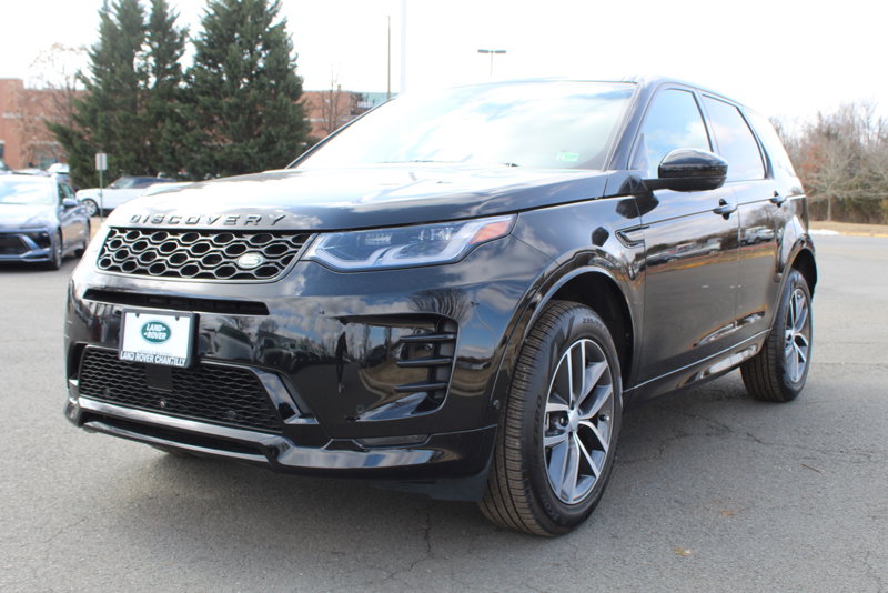 Certified 2024 Land Rover Discovery Sport Dynamic SE image 1