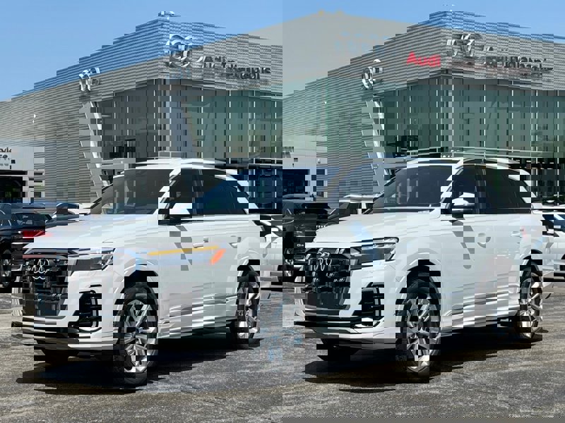 Certified 2025 Audi Q7 3.0T Premium Plus image 1