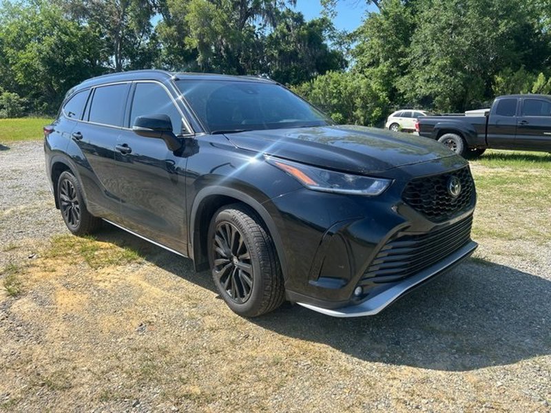 Used 2024 Toyota Highlander XSE image 1