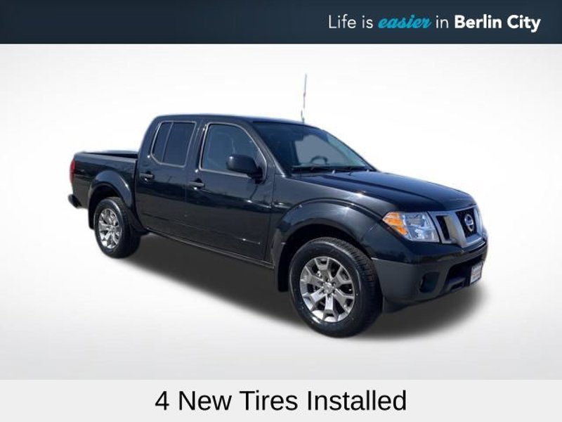 Certified 2021 Nissan Frontier SV image 1