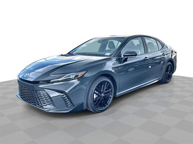 Used 2025 Toyota Camry SE image 1