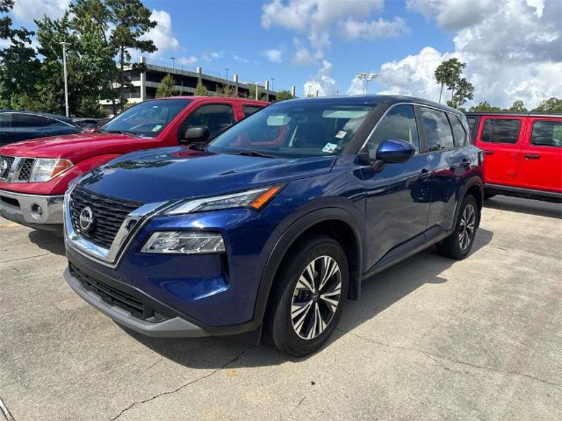Certified 2023 Nissan Rogue SV image 1