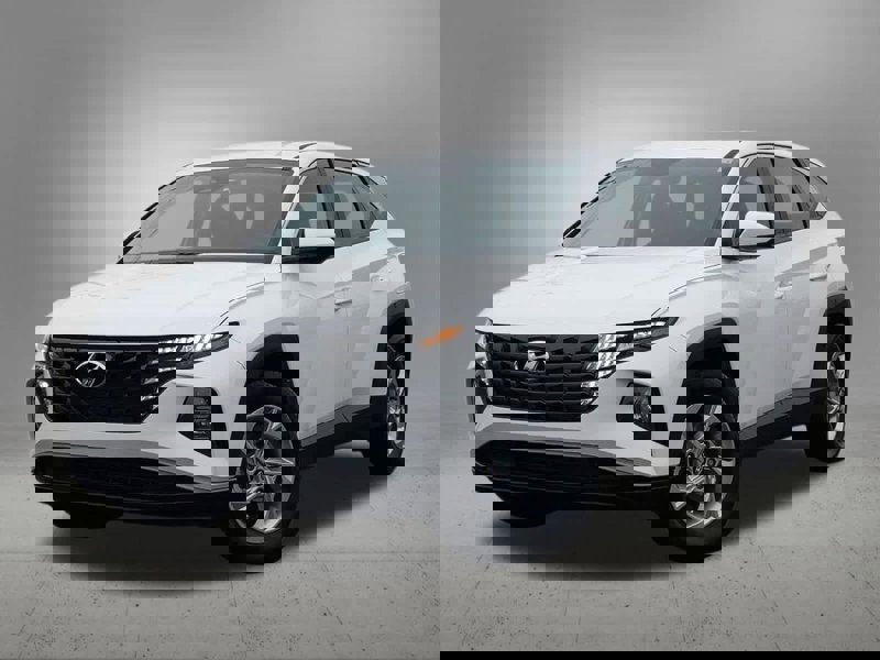 Certified 2024 Hyundai Tucson SE image 1