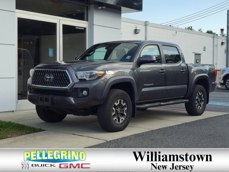 Used 2019 Toyota Tacoma TRD Off-Road image 1