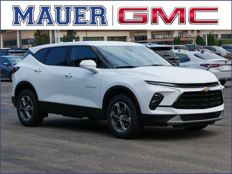 Certified 2023 Chevrolet Blazer LT w/ Driver Confidence Package image 1