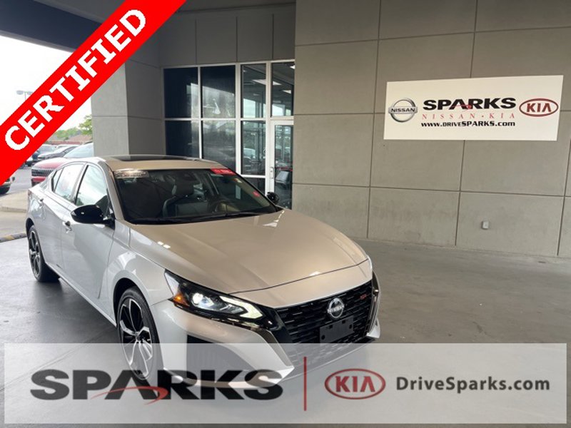 Certified 2024 Nissan Altima 2.5 SR w/ SR Premium Package image 1