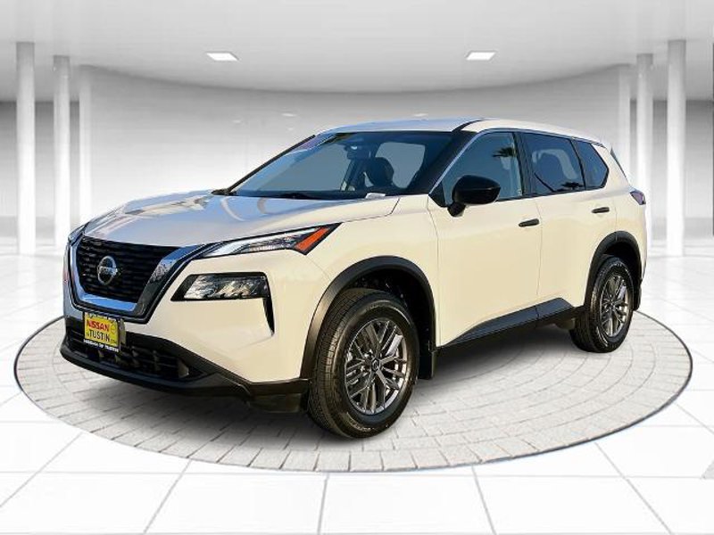 Certified 2021 Nissan Rogue S image 1