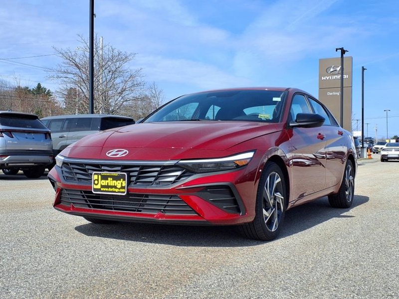 Certified 2025 Hyundai Elantra Sport image 1