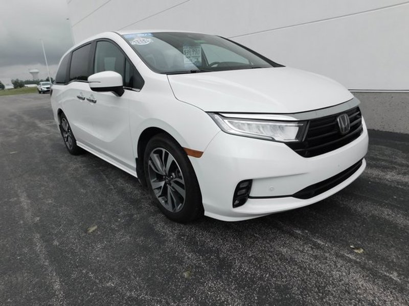 Certified 2023 Honda Odyssey Touring image 1