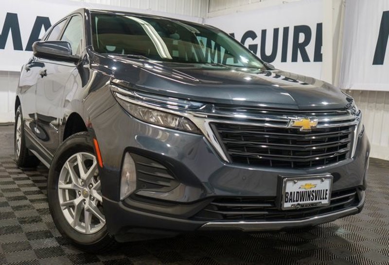 Certified 2022 Chevrolet Equinox LT image 1