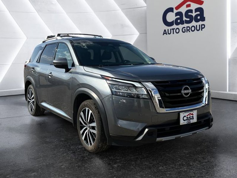 Certified 2024 Nissan Pathfinder Platinum image 1