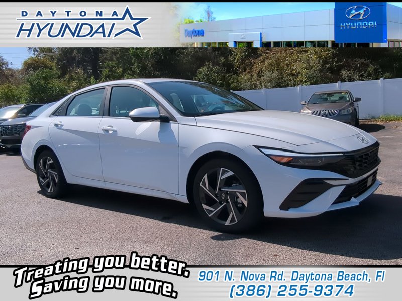 Certified 2025 Hyundai Elantra SEL image 1