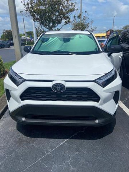 Certified 2025 Toyota RAV4 LE image 1