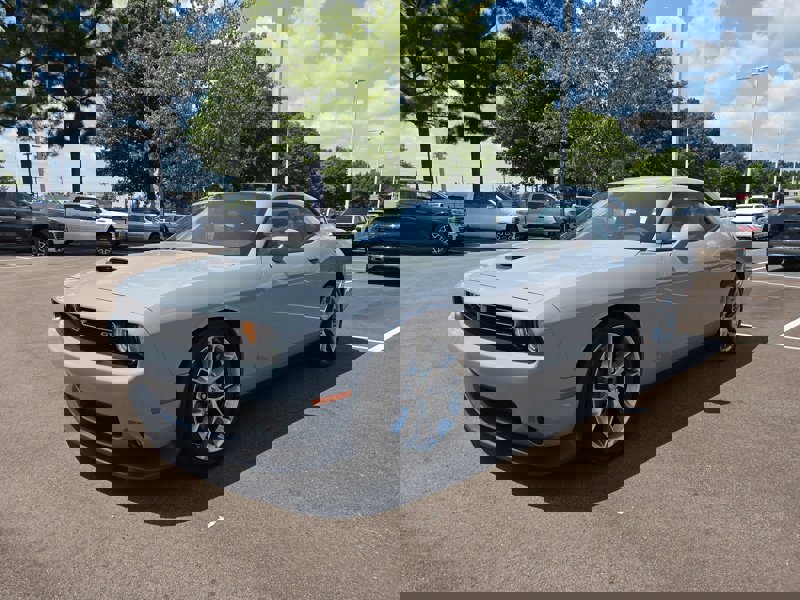 Certified 2022 Dodge Challenger GT image 1