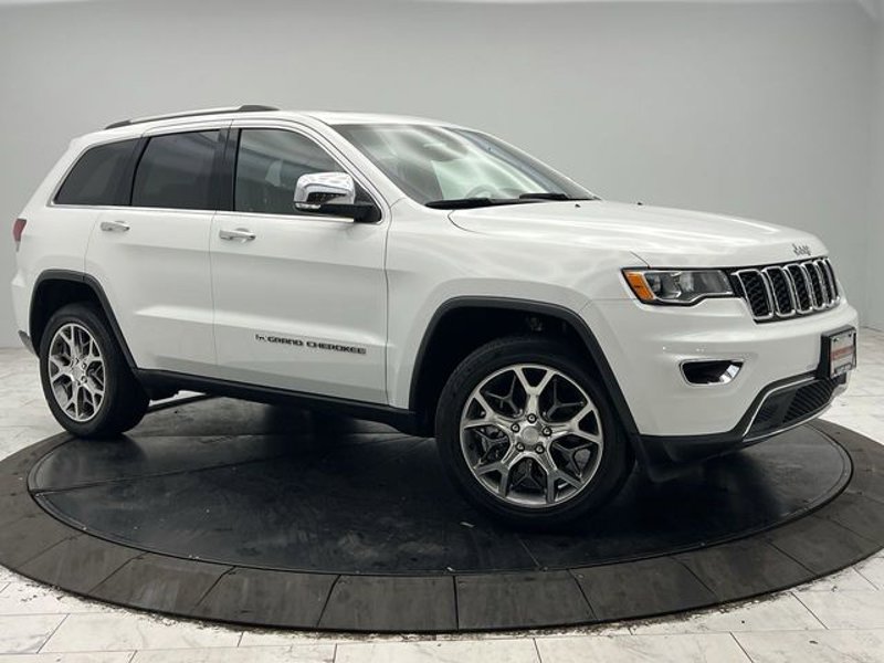 Certified 2022 Jeep Grand Cherokee Limited w/ Trailer Tow Group IV image 1