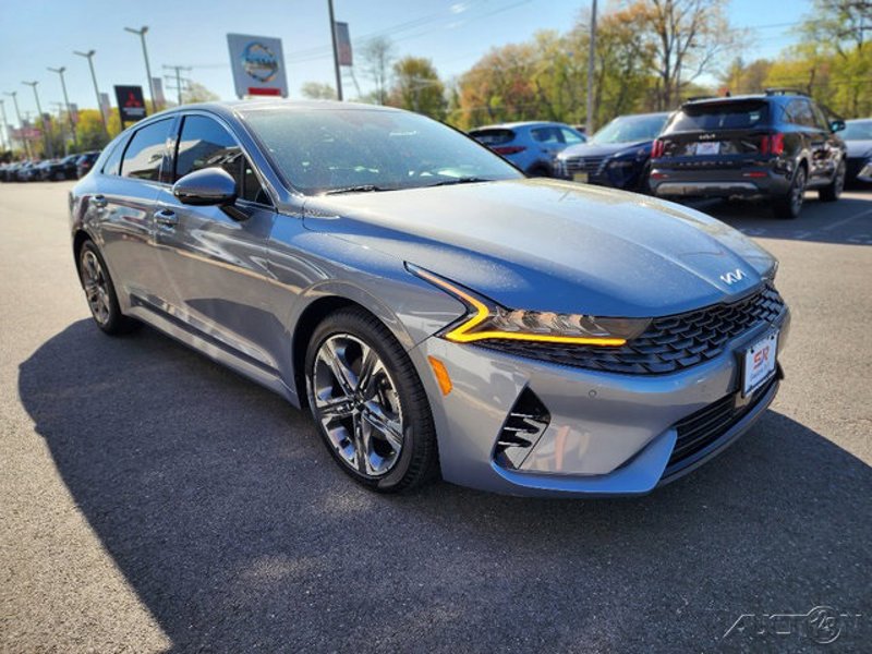 Certified 2022 Kia K5 EX w/ EX Premium Package image 1